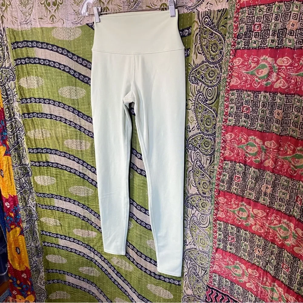 Alo Yoga Sage Green High-Waist Air Brush Leggings Size Small